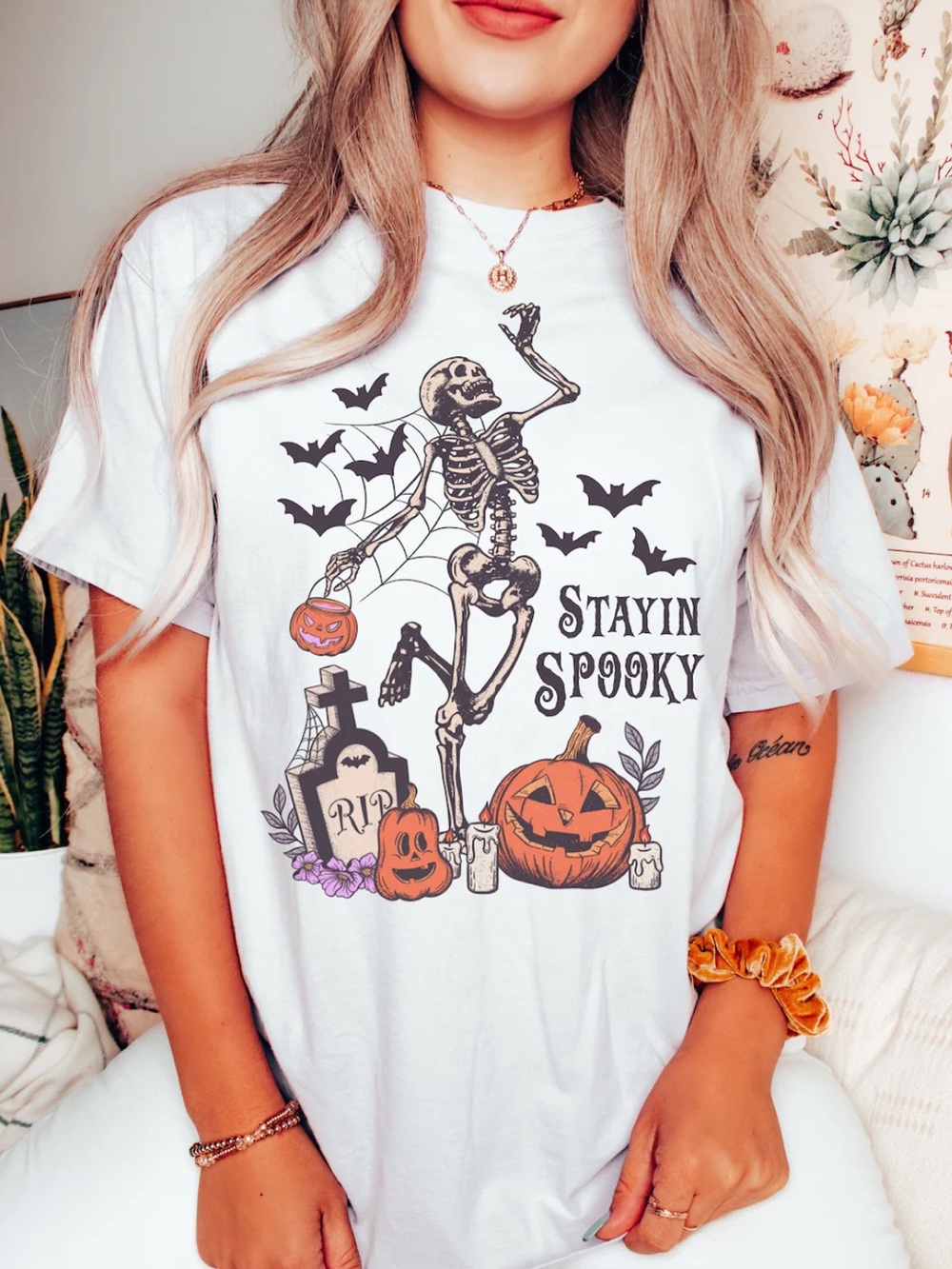 Halloween Graphic Tee L